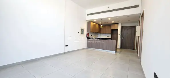 1-Bed Apartment for Rent | Burj Residence 2 | Large Layout | Prime JVC Location | 708 SqFt |