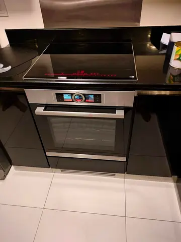 Bosch series8 brand new built-in electric oven and induction hob 60cm