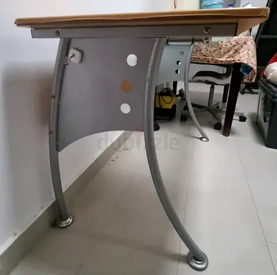 Glass study table