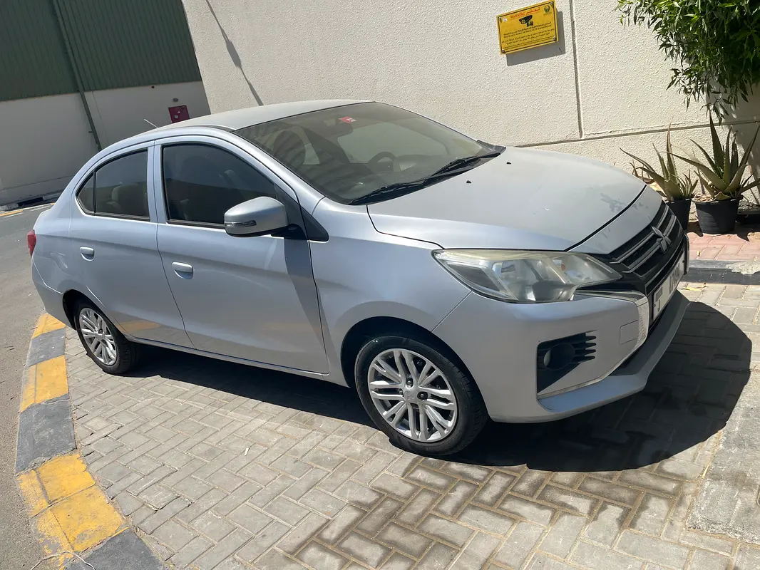 Mitsubishi Attrage 2021 — photo 1 of 5