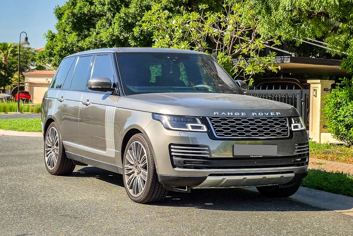 Land Rover Range Rover 2018 — photo 1 of 18