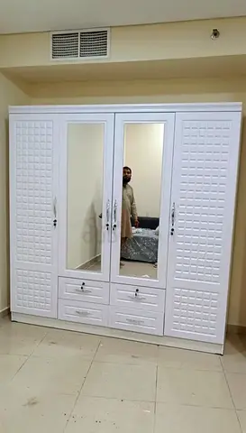 White 4-Door Wardrobe with Mirrors and Drawers - Brand new