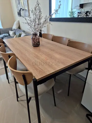 Wooden Dining Table with 4 Modern Chairs - Light Oak Finish