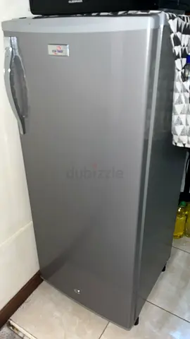 Star Track -Single-door compact refrigerator - good working condition
