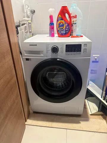 Samsung front-load washing machine - good working condition