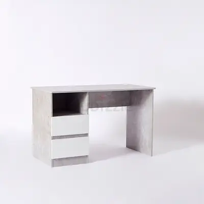 Study desk with 2 drawers - in great condition