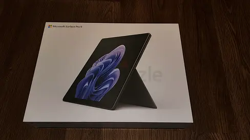 Microsoft Surface Pro 9 12th Gen i5 2-in-1 Tablet/Laptop for Sales