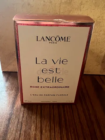Lancôme La Vie Est Belle Rose Extraordinaire perfume (new in box)