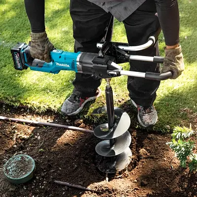 Makita 40V Max XGT Brushless Cordless Earth Auger Kit – High-Power Post Hole Digger