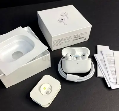 Apple AirPods Pro 2 (2nd gen) with box and cable - Good condition