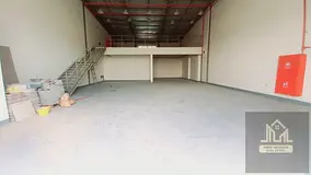 Brand New 3,650 Sq Ft Warehouse with Mezzanine | AED 120K | Al Sajaa, Sharjah