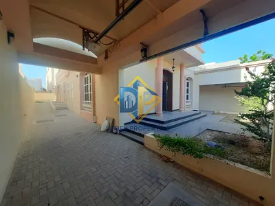 SPACIOUS 5BR + MAID VILLA | GREAT LOCATION | BIG SIZE | CORNER UNIT | PARK FACING