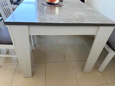 Dining table for sale