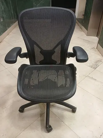 Herman Miller Aeron Office Chair Type B And C for sale excellent condition