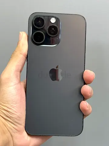 Apple iPhone 15 Pro Max in Space Black