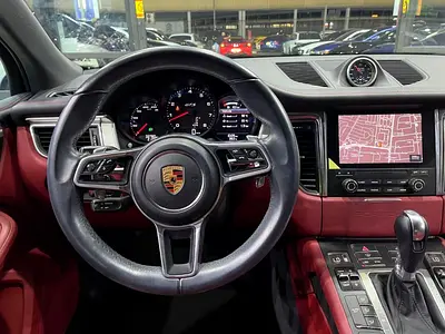 2017 Porsche MACAN 缩略图 19