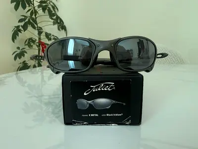 Oakley Juliet X Metal frame with Black Iridium lens