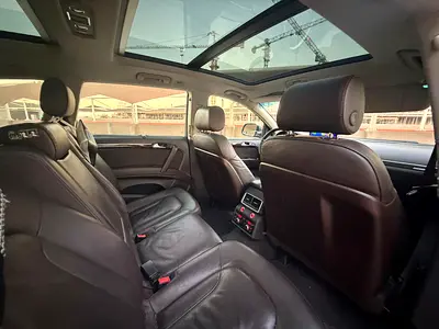 2015 AUDI Q7 — миниатюра 7