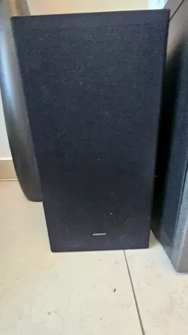 HW-Q600B Soundbar Bundle + 4 Surround Speakers  4 Floor Stands - Bluetooth connectivity.