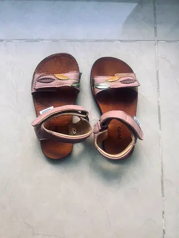 Dodo sandals, size 24