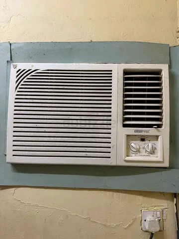 1.5 Ton fully working condition clean  - Rotary