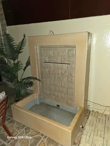 Freestanding Decorative Indoor/Outdoor Water Fountain