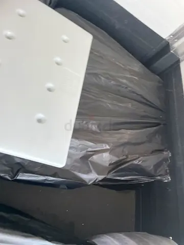 FREE EMPTY PLASTIC PANELS 75+ PCS