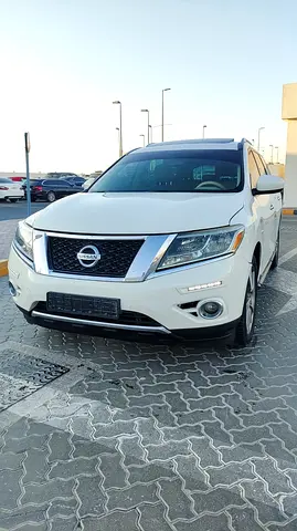 Nissan Pathfinder Platinum 2014 | GCC Specs | Top Option