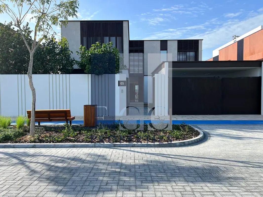 Good Deal | Mid Unit | Double Row | Luxury Villa