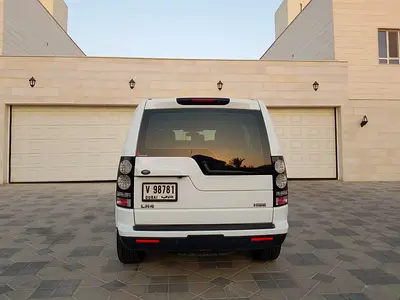 2015 LAND Rover LR4 — фото 8