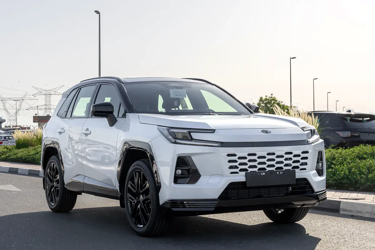 Toyota Rav 4 2026 — photo 1 of 20