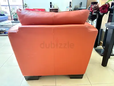Single seat sofa