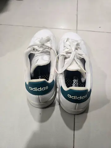 Adidas Advantage Sneakers – US 7.5 / EU 40.5