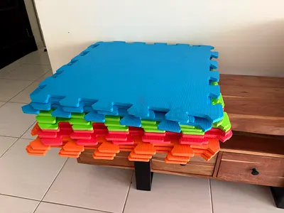 Free for urgent pick-up today: Set of Interlocking Foam Play Mats - Colorful Baby Play Floor
