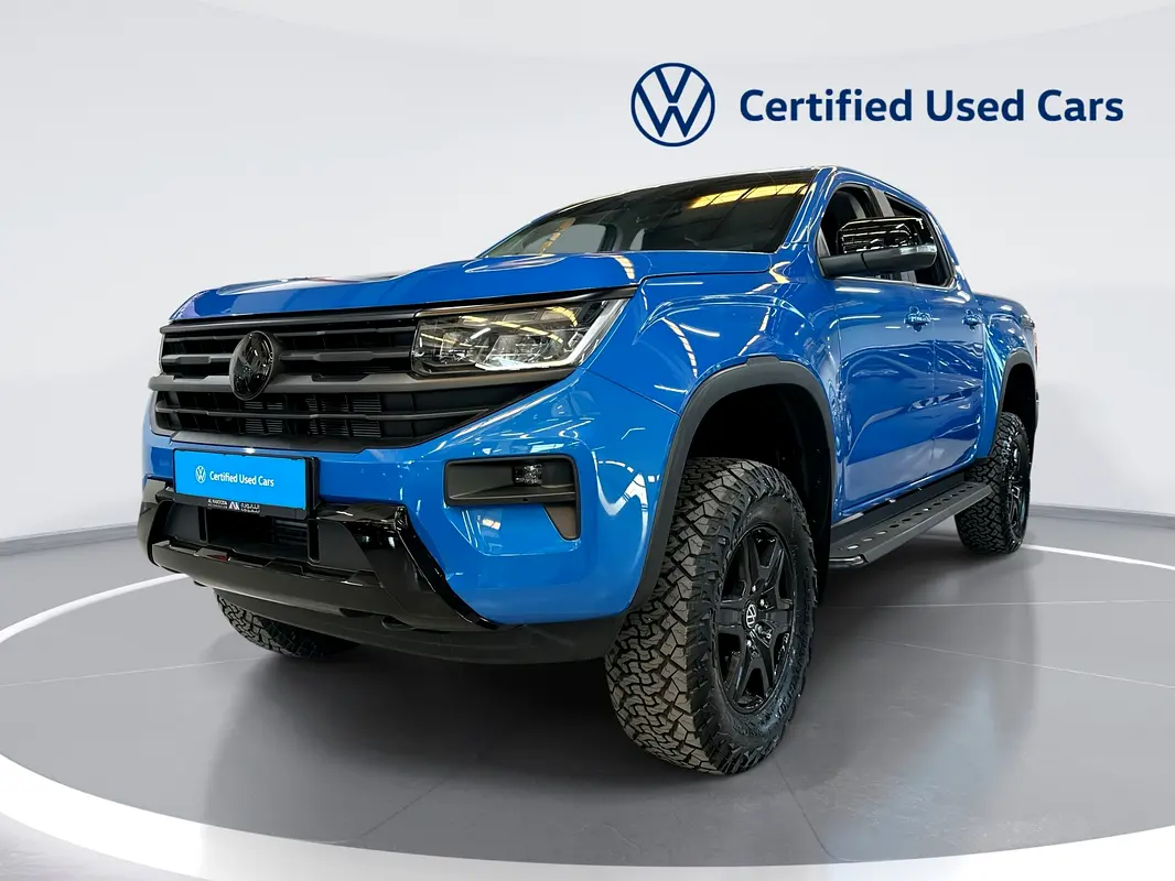 Volkswagen Amarok 2023 — photo 1 of 17