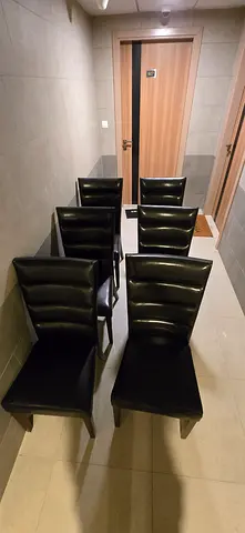 Set of 6 Black  Dining Chairs - Good Condition