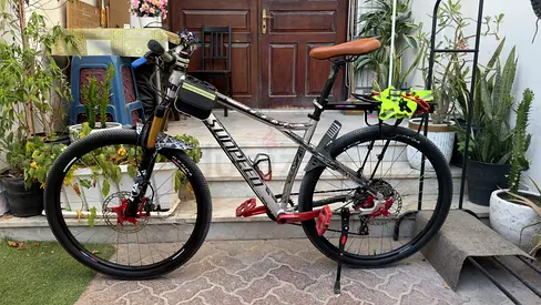 Specialized Hardtail Mountain Bike with Upgraded Components — Good Condition