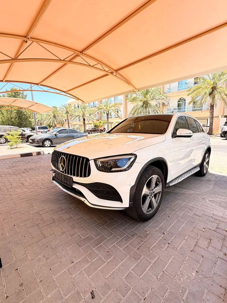 Mercedes-Benz GLC-Class 2022 — photo 1 of 8
