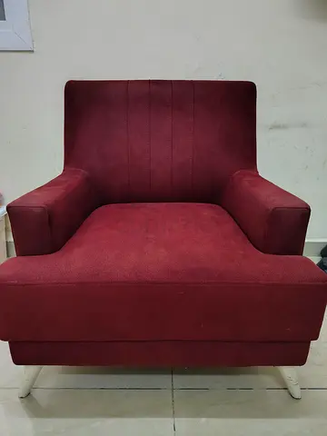 Sofa Set (urgent sale!!! due to vacating the room)