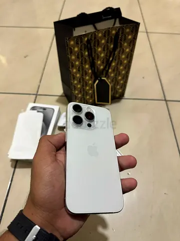 iPhone 15 pro 512GB Good Condition with Box and all