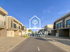 HOT Deal|Vacant|Single Row| Tastefully Renovated