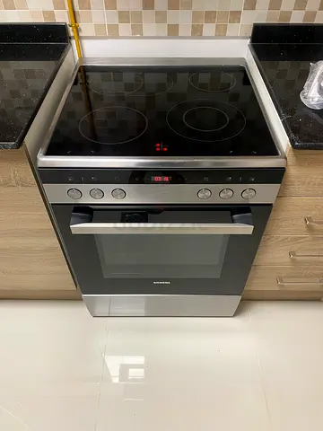 Siemens 60x60cm iQ500 4 zone cremaic cooking range FREE Delivery +WARRENTY
