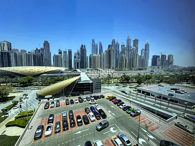 NEXT TO METRO | FULLY FITTED | GLASS CABINS