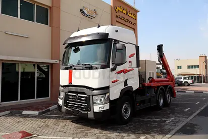 RENAULT 480 6X2 SKIP TRUCK 2016