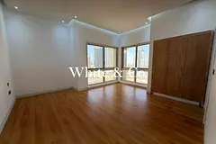 ONE BEDROOM | UPGRADED | AVAILABLE NOW