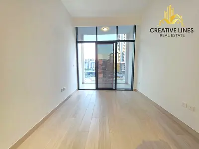 Brand New Building SPACIOUS Studio Apartment lagoon view