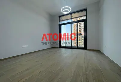Modern Studio,Kitchen Appliances,Prime Location!