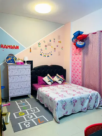 Single Room for Working Ladies