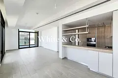 Luxury Ellington | Vacant Now | Corner