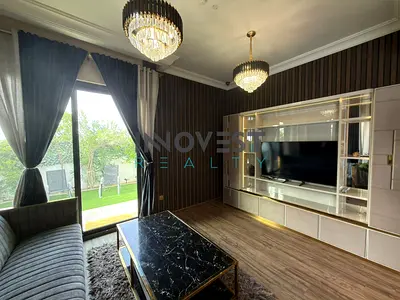Furnished | Single Row | Vacant | Upgraded